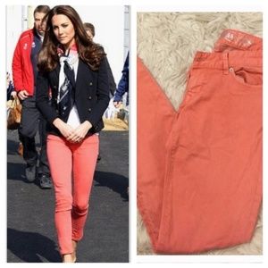 Express Zelda Slim Fit Ultra‎ Low Rise Jean Legging